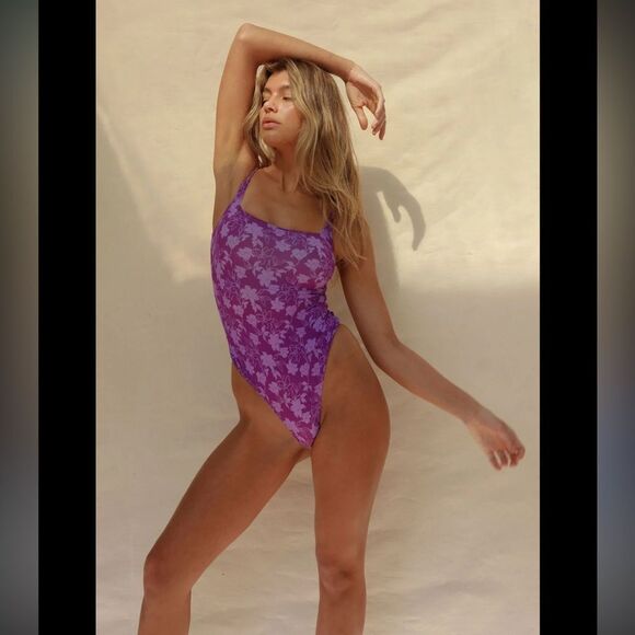 Aloe Aloe XL Purple Floral One-Piece Swimsuit - Picture 1 of 7